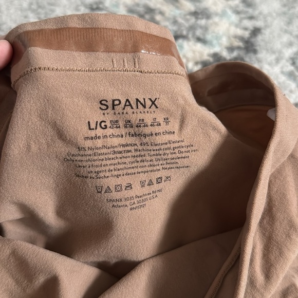 Spanx Shape-wear - Picture 3 of 8